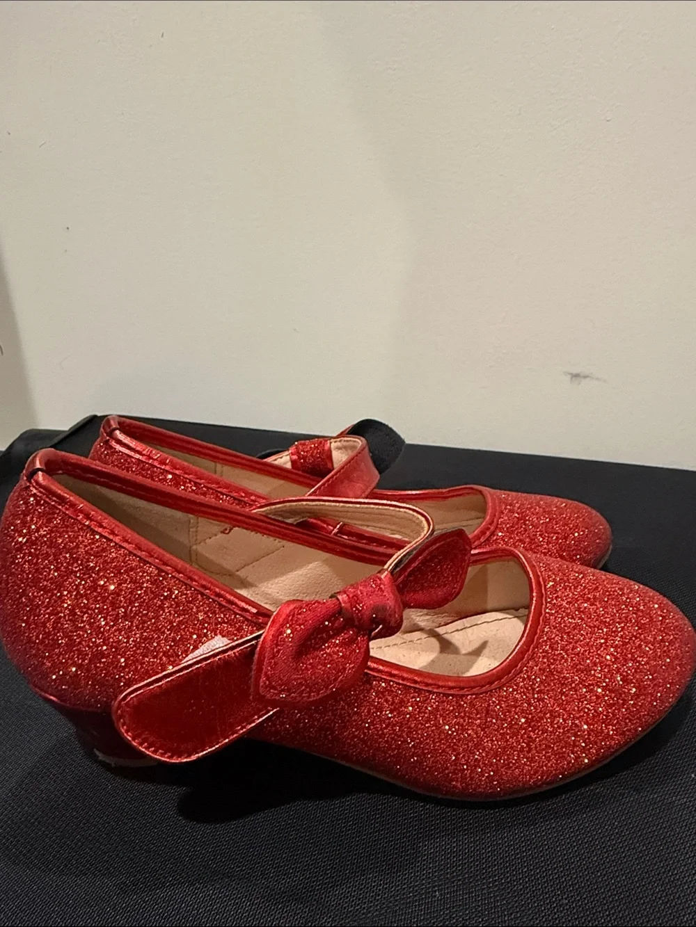 Red Glitter Mary Jane Flats with Bow Size 3 girls